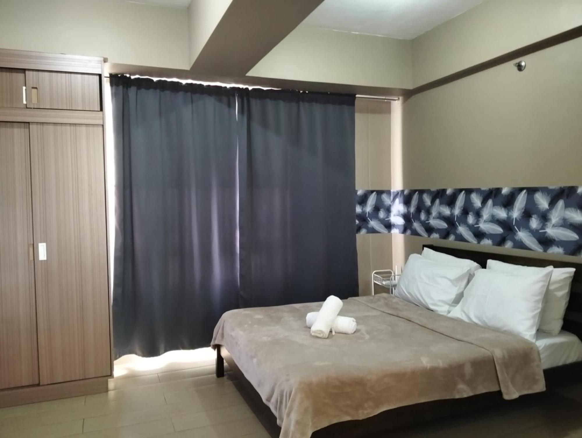 Henry'S Newport Condotel Pasay Buitenkant foto